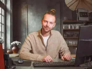 Vale a pena usar YouCine em PCs fracos?